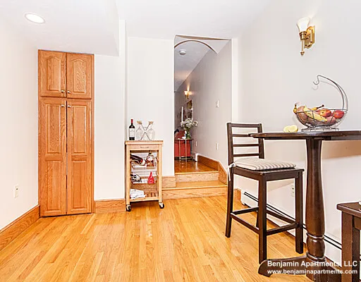 89 Myrtle St, Beacon Hill