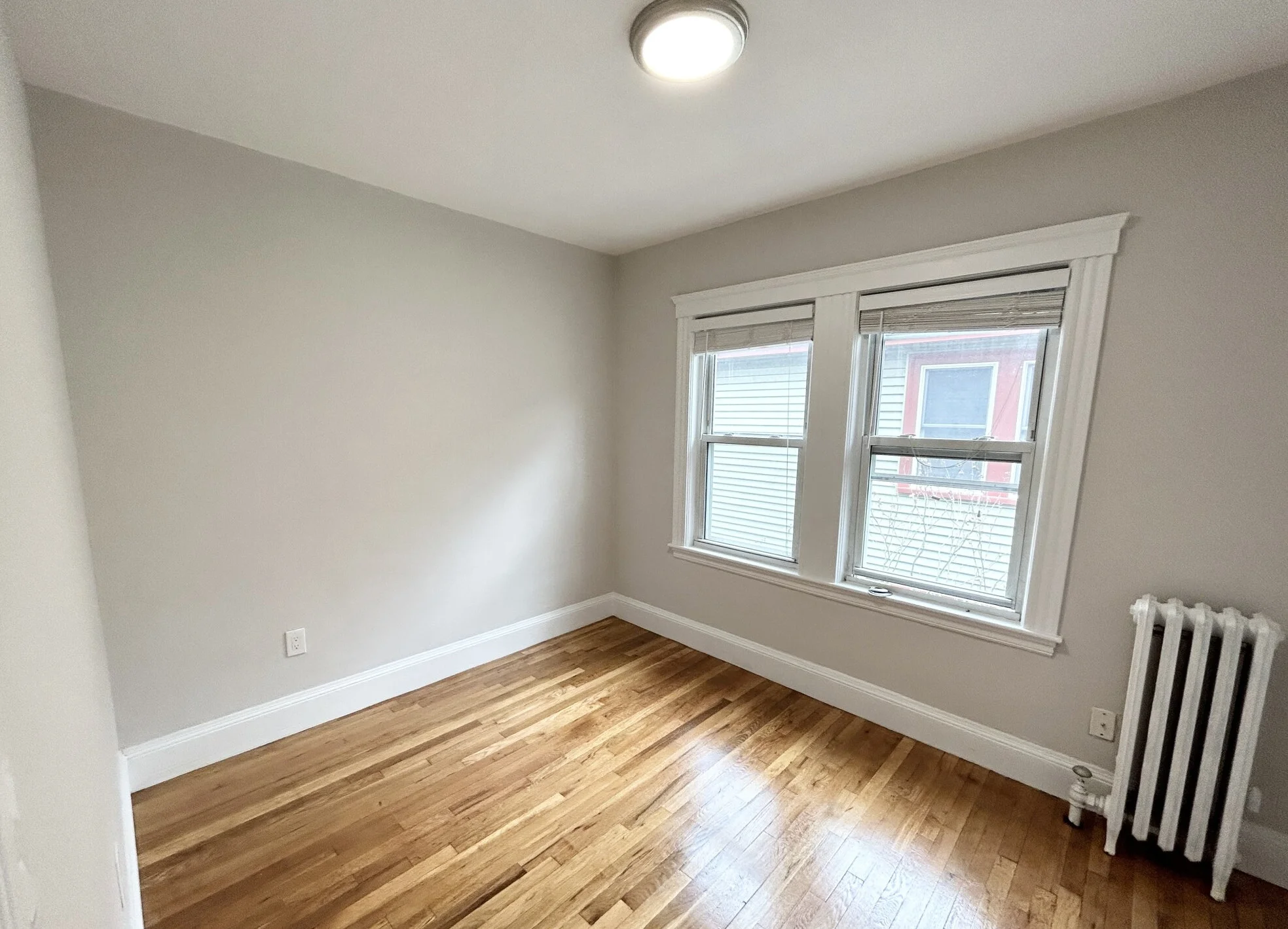 120 Hillside St, Mission Hill