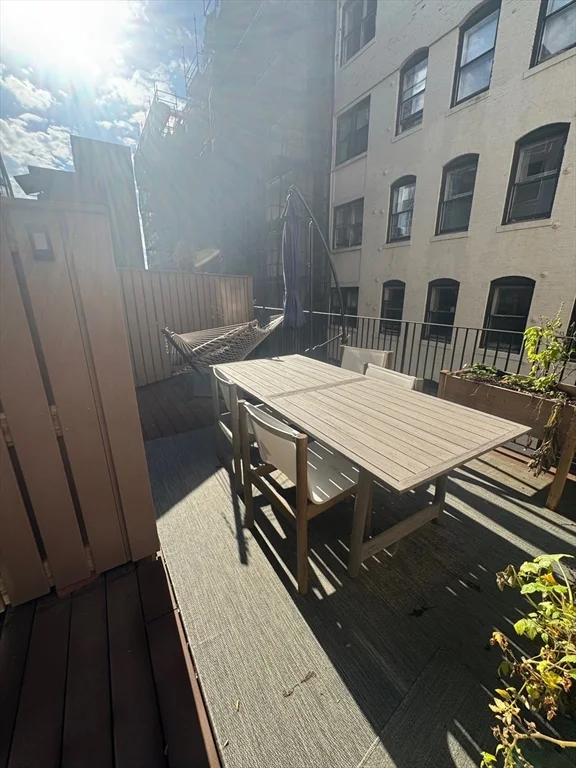 416 Commonwealth Ave, Back Bay