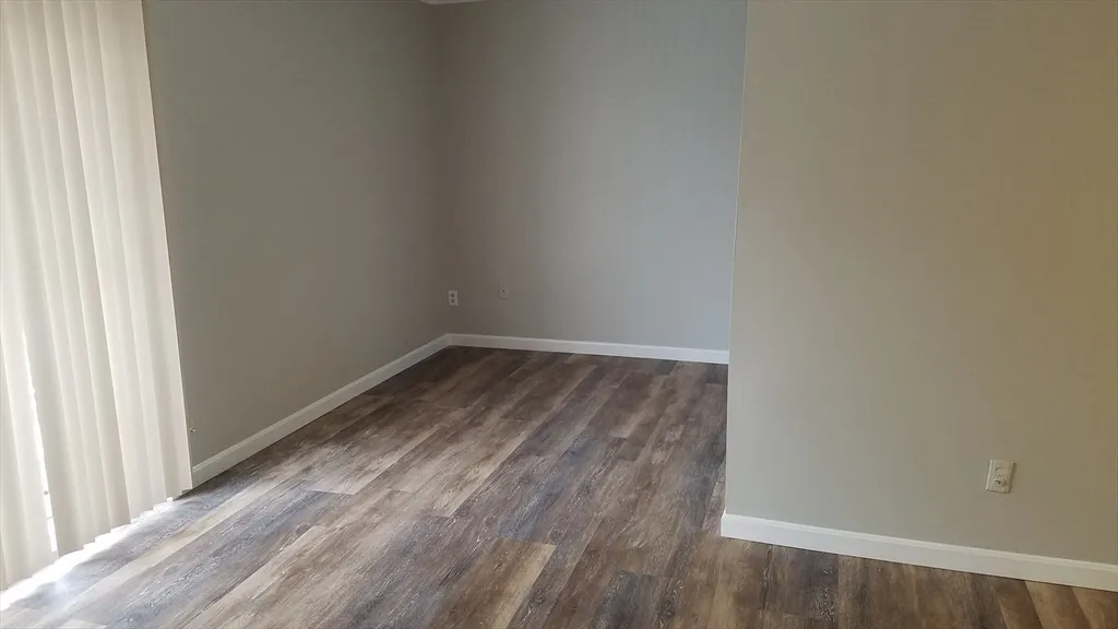 40 Cochituate Rd, Framingham