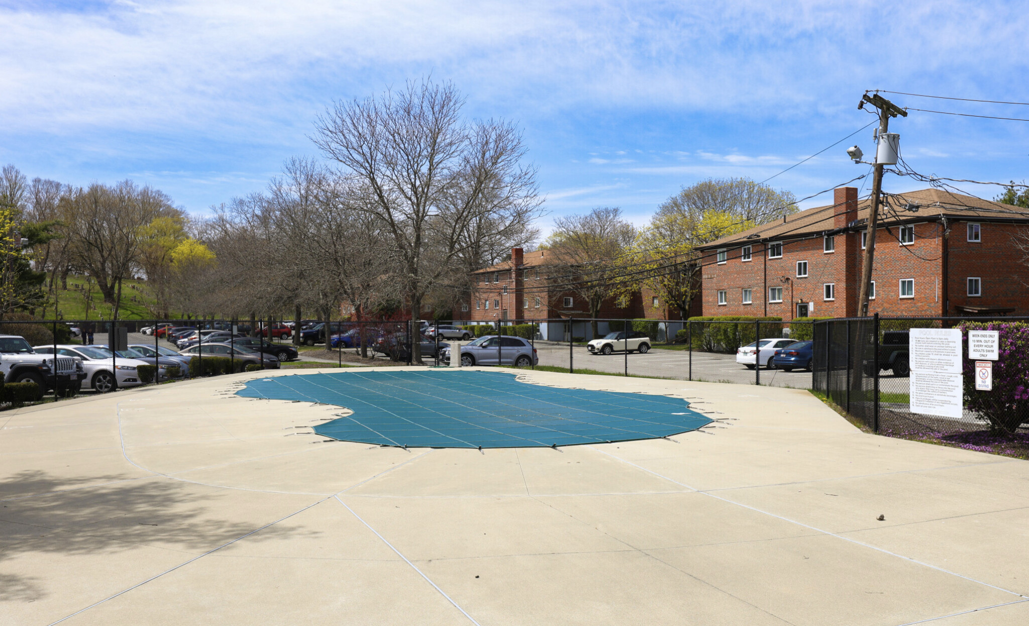 31 Westgate Rd, Chestnut Hill