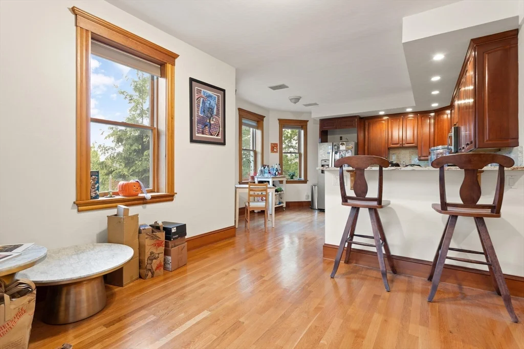 90 Browne St, Coolidge Corner