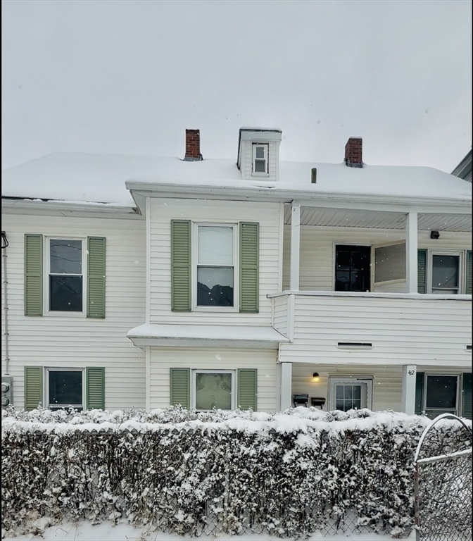 42 Salem St, Fitchburg