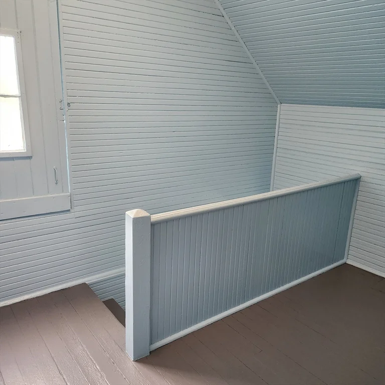 15 Berkmans St, West Side