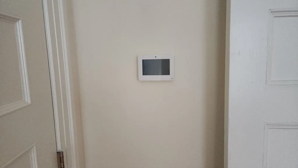 465-467 Huron Ave, West Cambridge