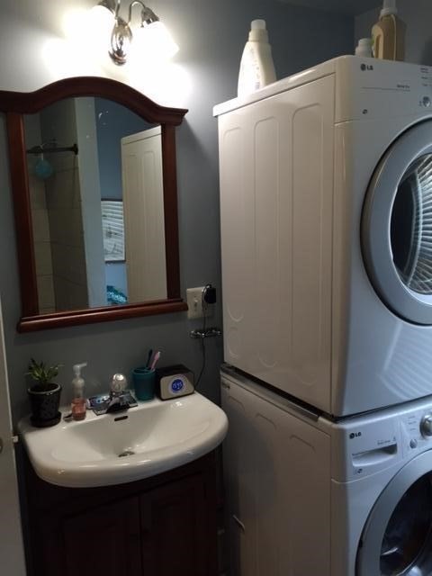 14 Tuckerman St, South Boston