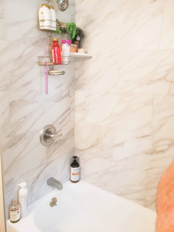 19 Burnside Ave, Spring Hill