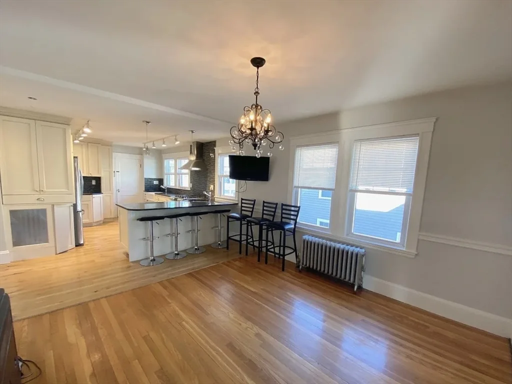 6 Dalton Rd, Belmont
