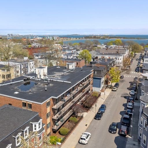 880 East 4th St, South Boston