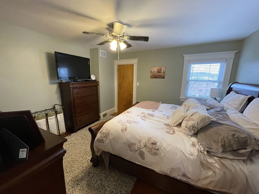 13 Union St, Watertown