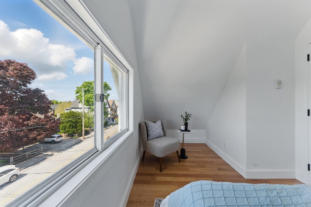 80 Shirley St, Winthrop