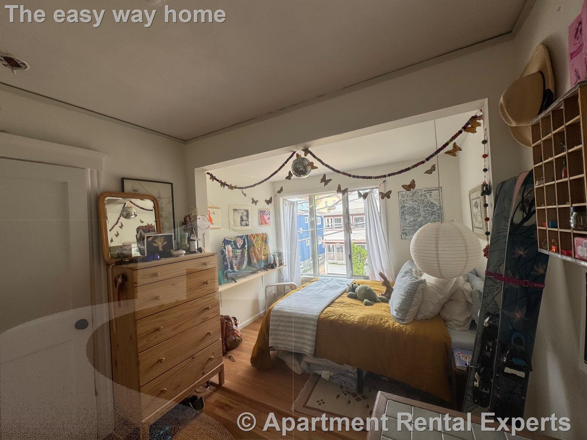 16 Corinthian Rd, Davis Square