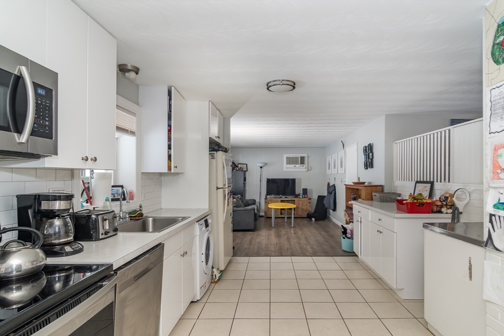 17 Francine Rd, Saxonville