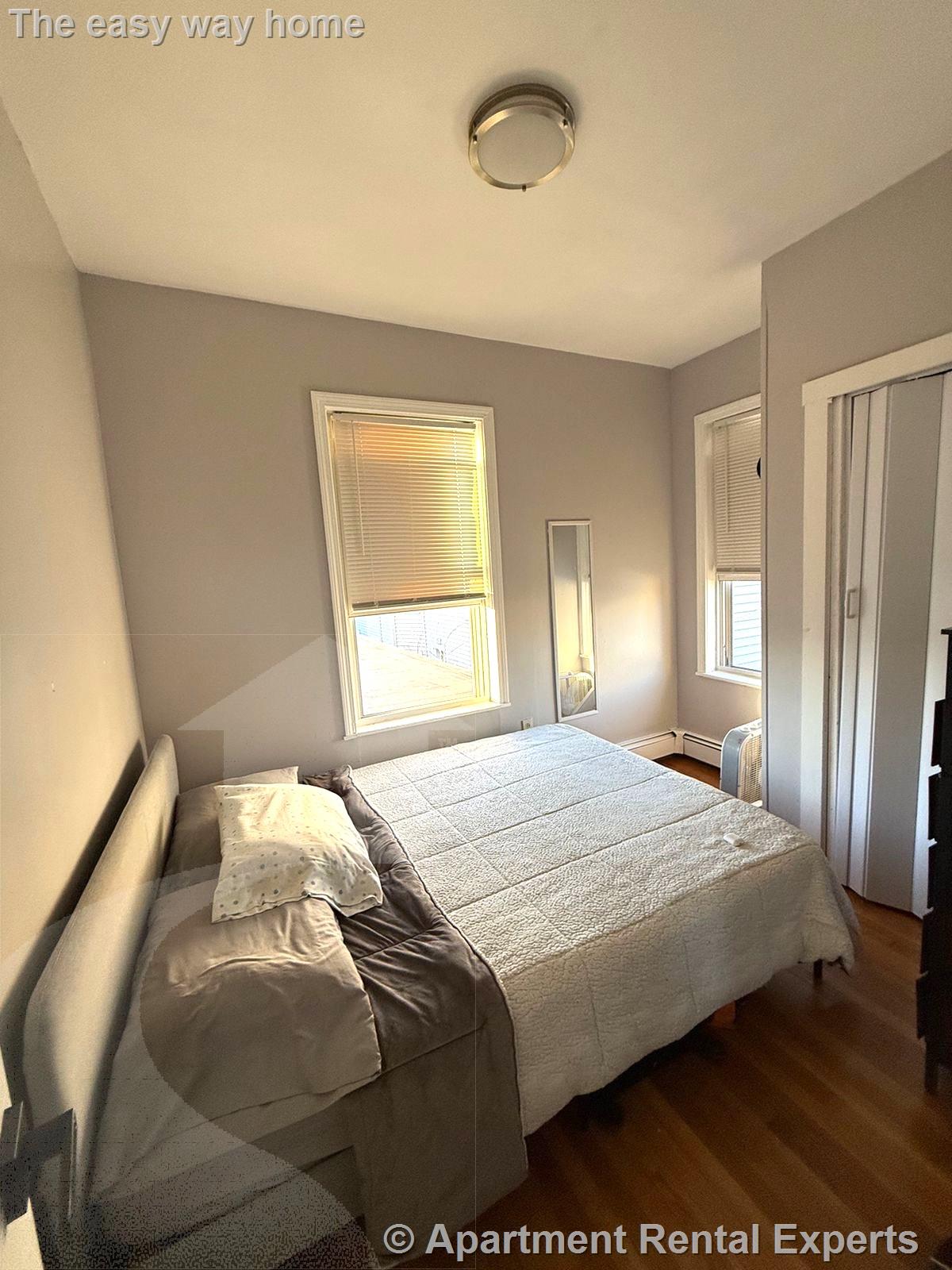 9-11 Houghton St, Inman Square