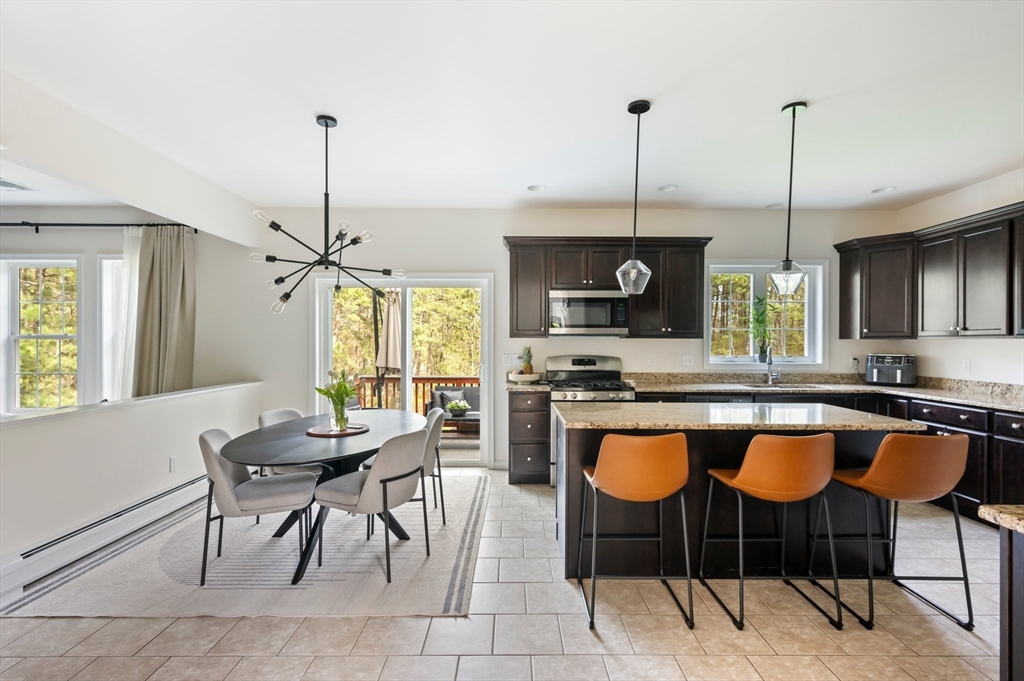 86 Pioneer Trail, Plymouth