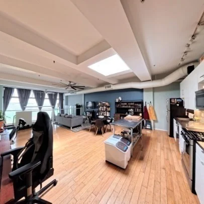 156 Porter St, East Boston