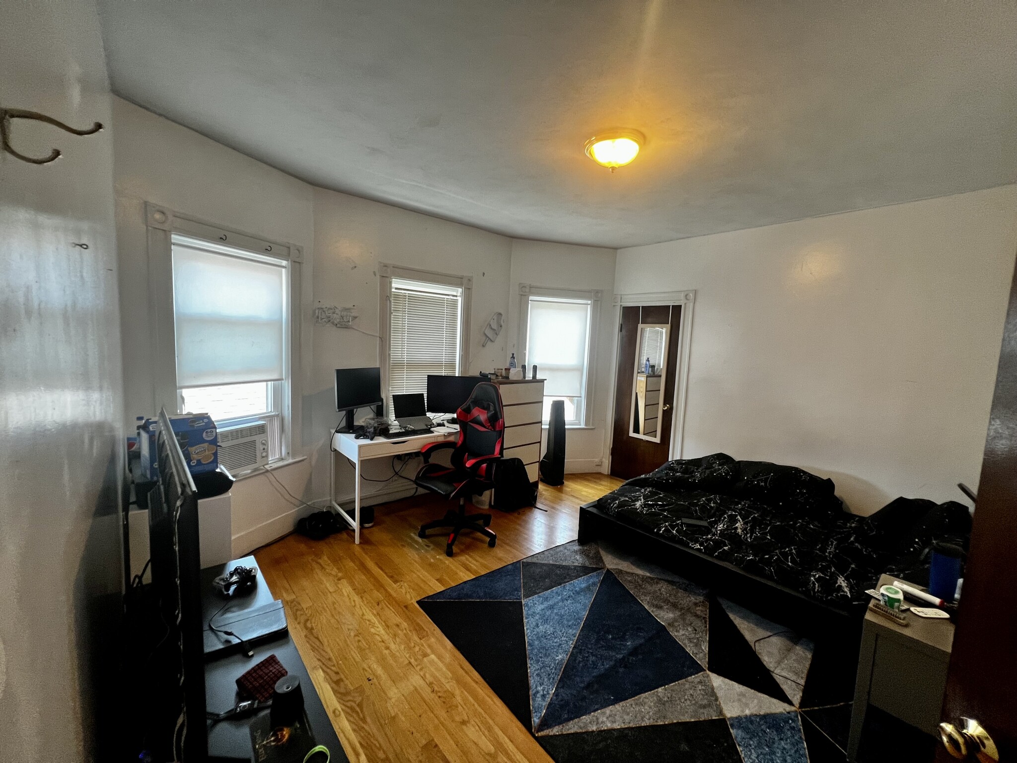 20 Bynner St, Jamaica Plain