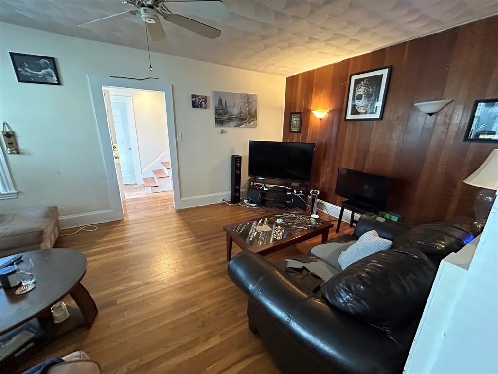 77 Bigelow St, Quincy