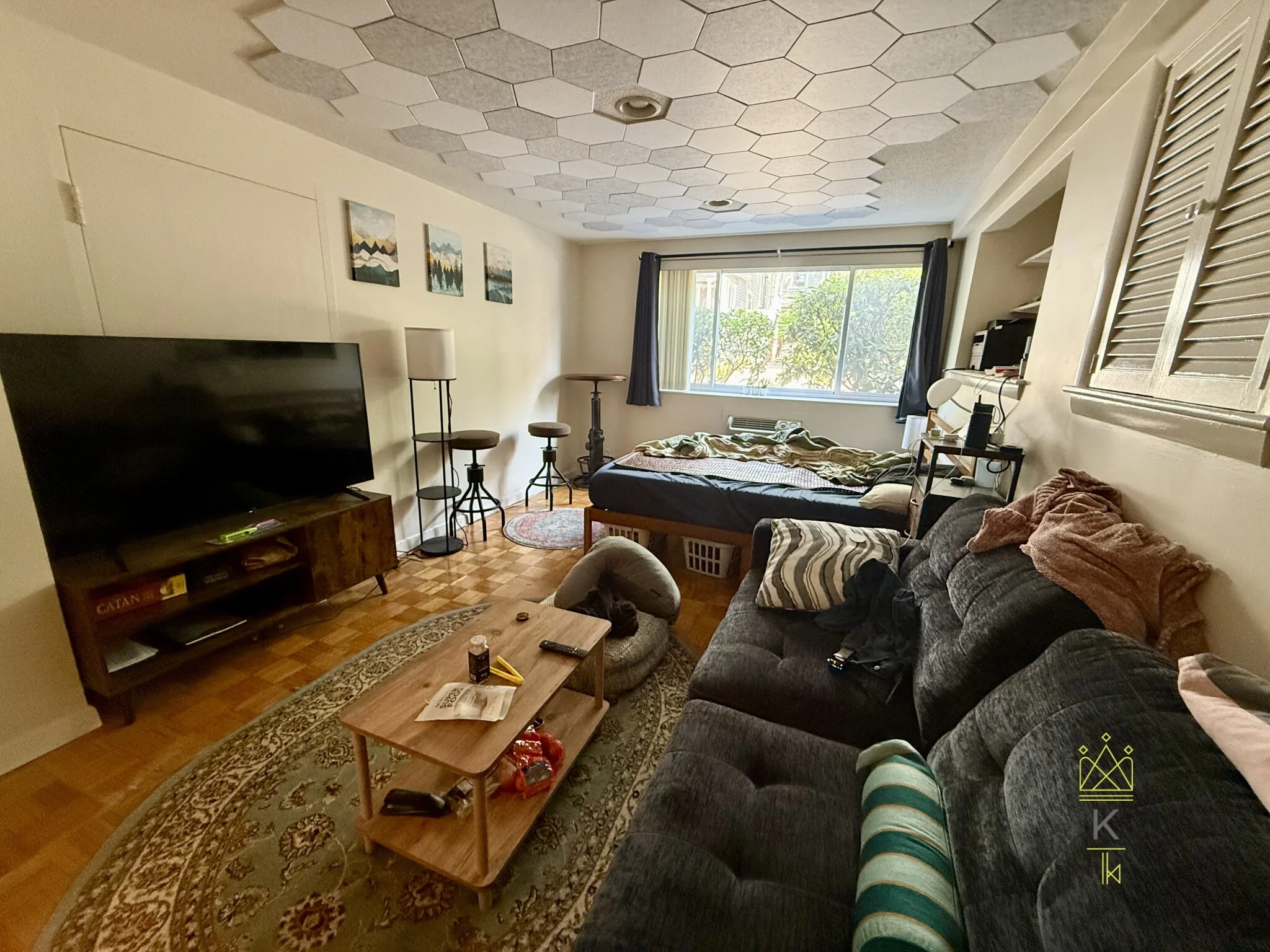 81 Green St, North Brookline