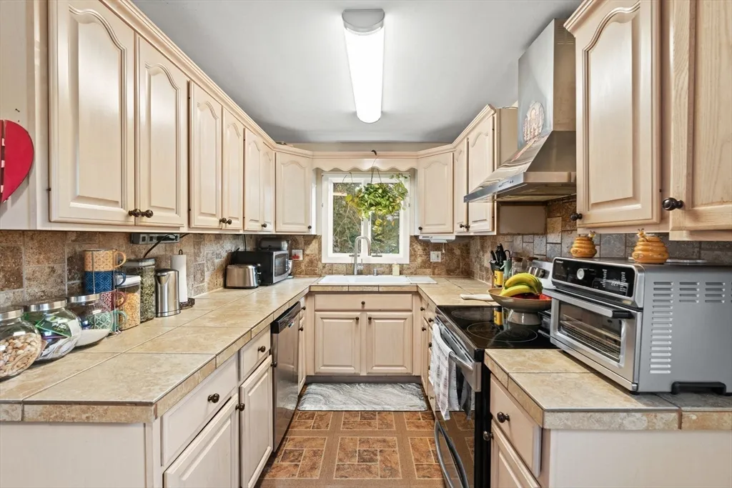 48 Tapped St, West Everett