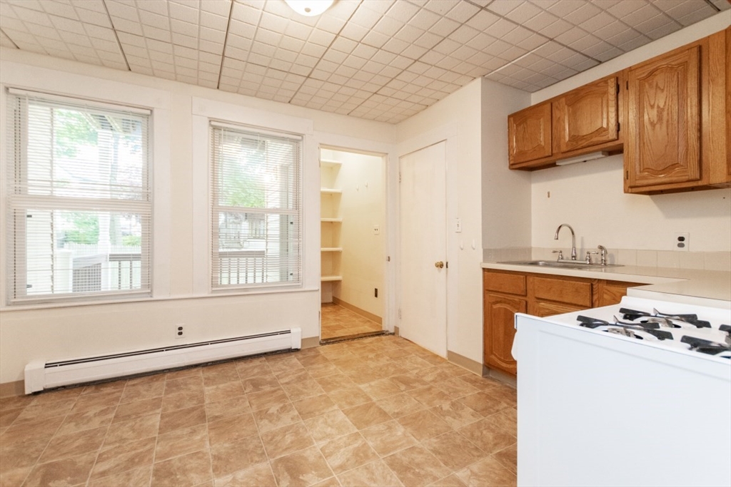 21-1 Spring St, Stoneham