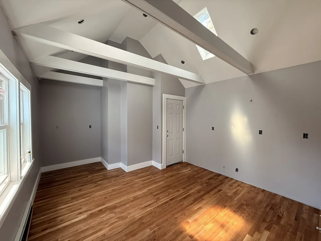 14 Atherton St, Jamaica Plain