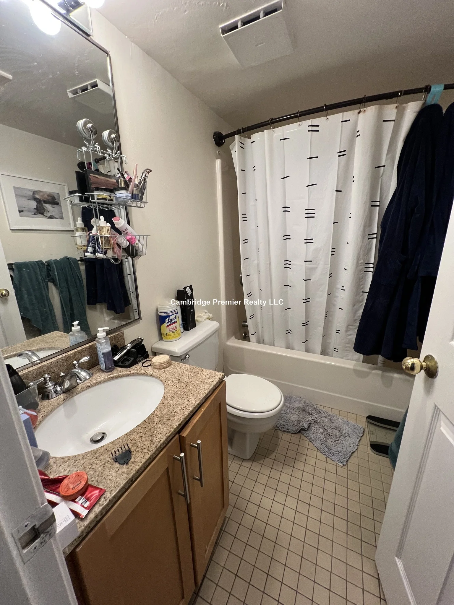 345 Franklin St, Riverside