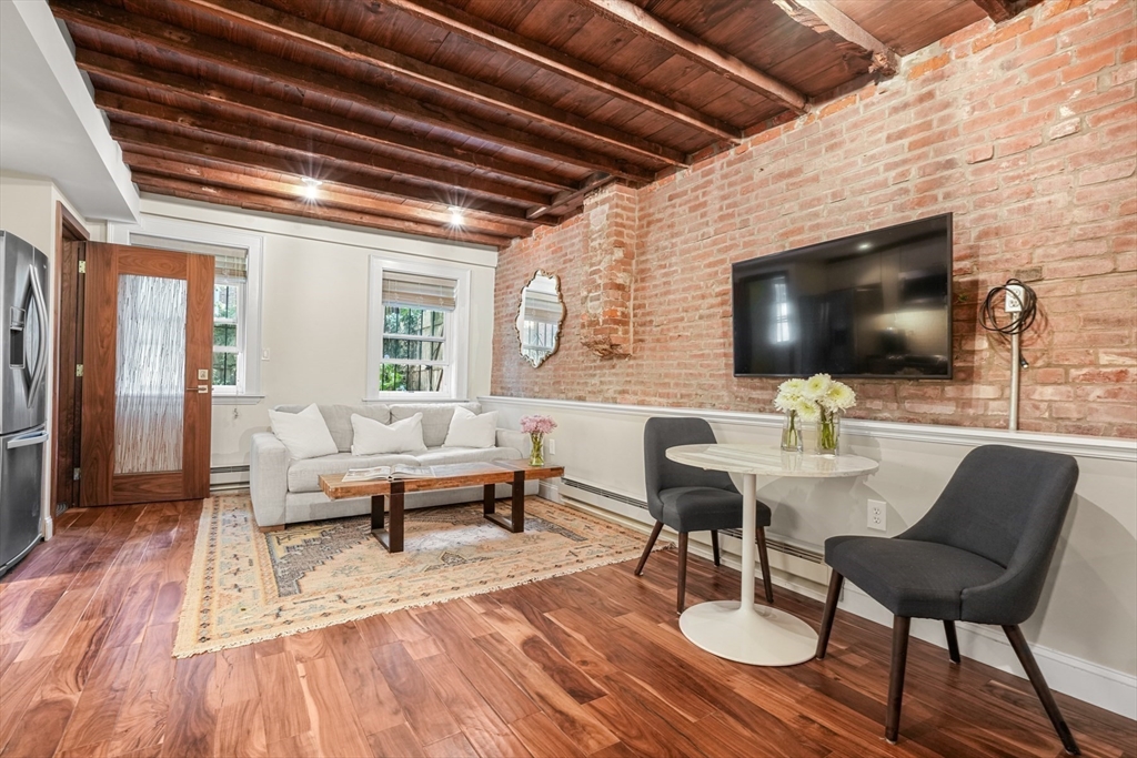 50 Lawrence St, South End