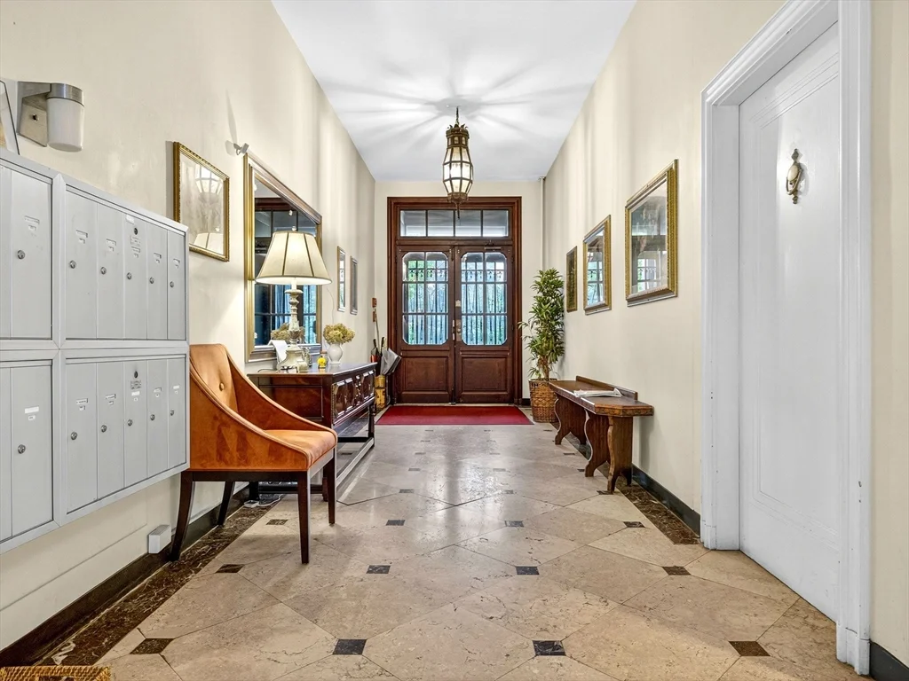 93 Beacon St, Beacon Hill