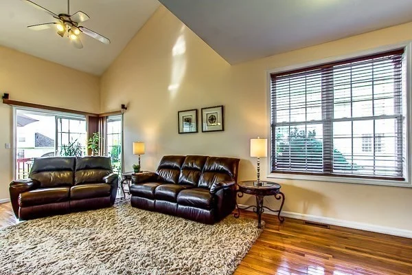 92 Odonnell Ave, Shrewsbury