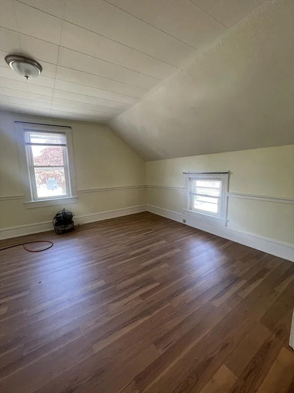 709 Maple St, Fall River