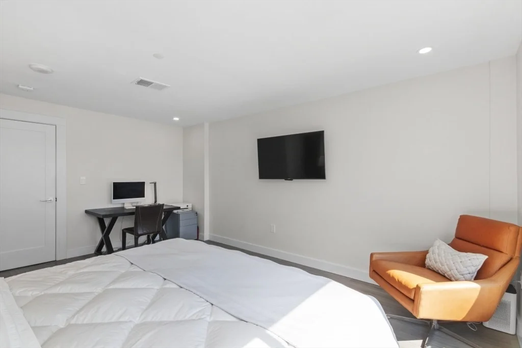 199 Coolidge Ave, East Watertown