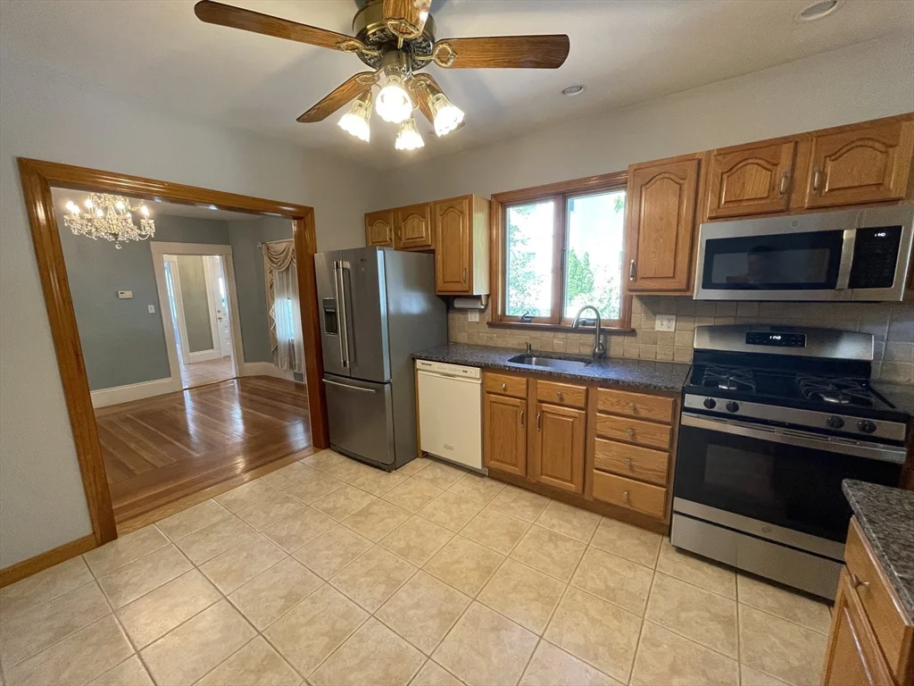 13 Union St, Watertown