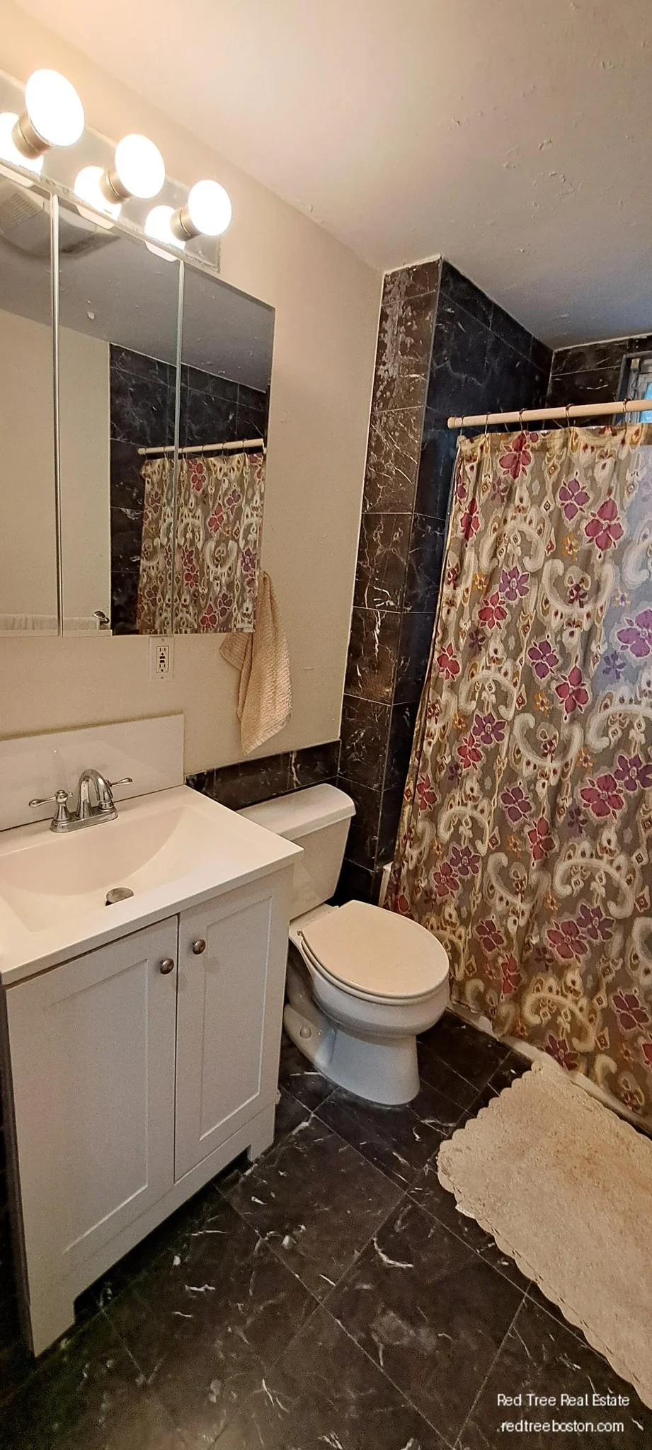 143 Hillside St, Mission Hill