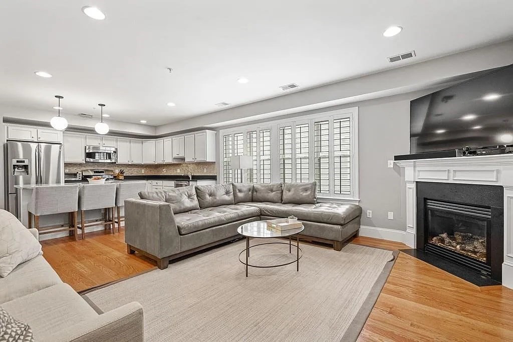 855 Lagrange, West Roxbury