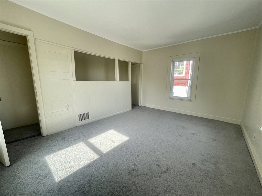 25 Oakland St, Newton