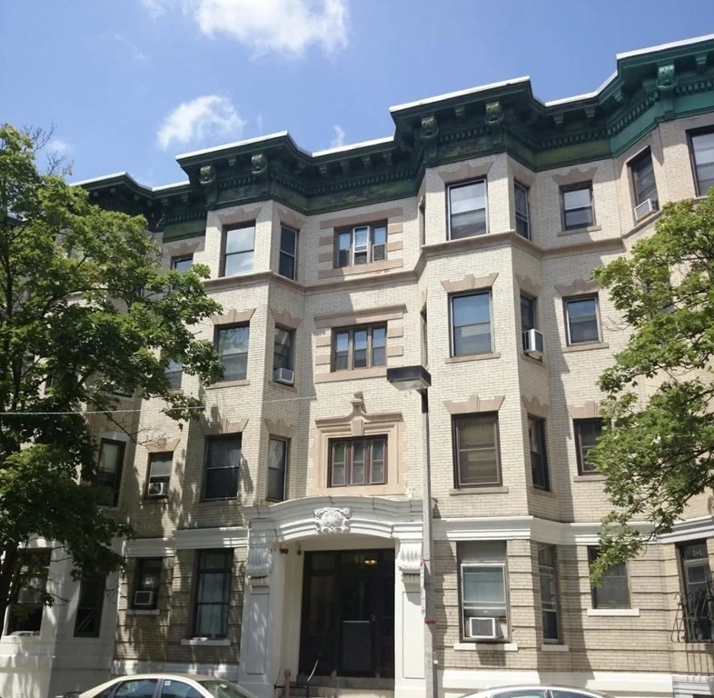 65 Burbank St, Fenway