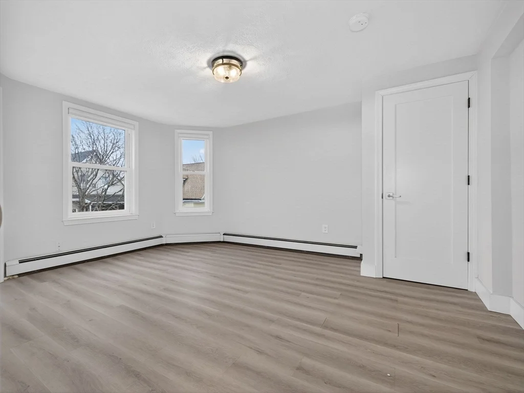 469 Medford St, Winter Hill