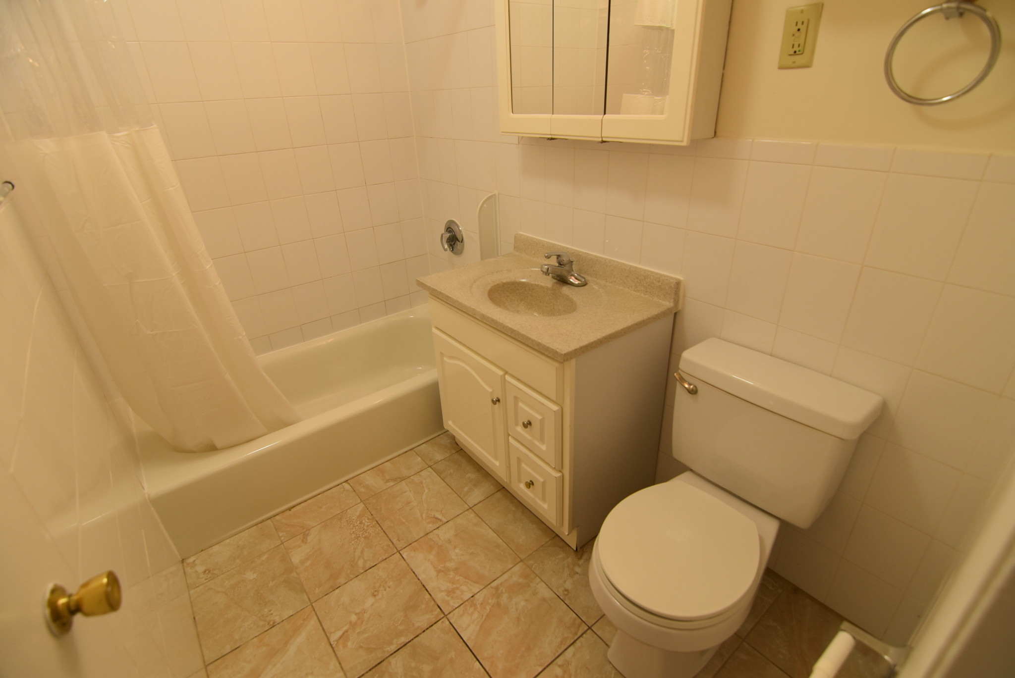 34 Gardner St, Allston