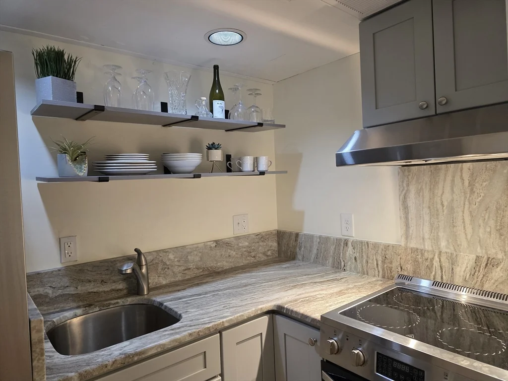 70 Southbridge St,, Worcester