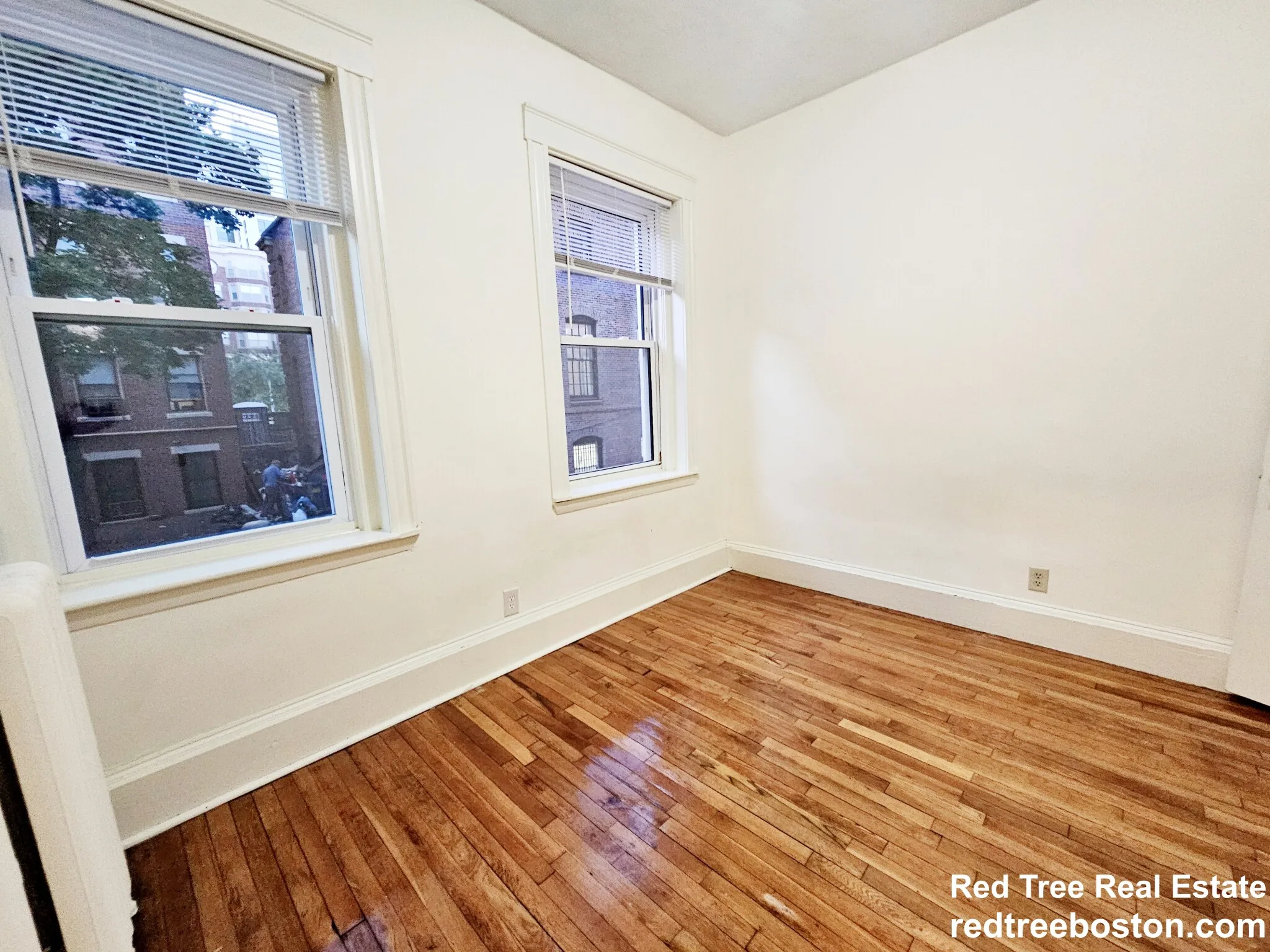 55 Queensberry St, Fenway