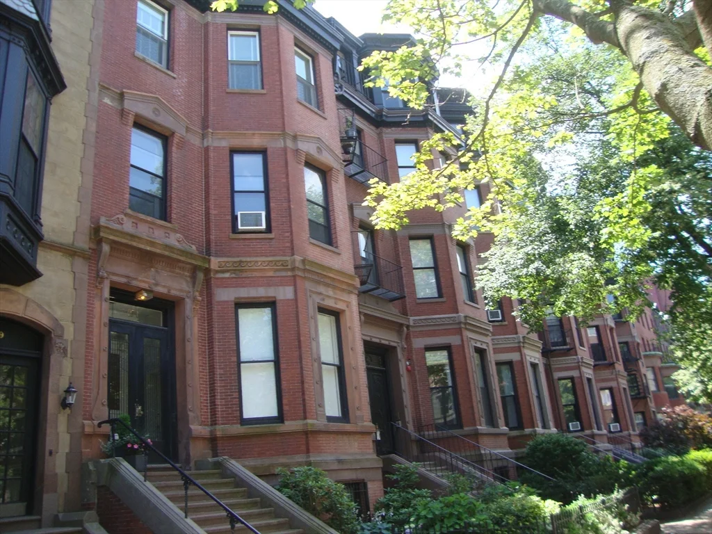 271 Beacon, Back Bay