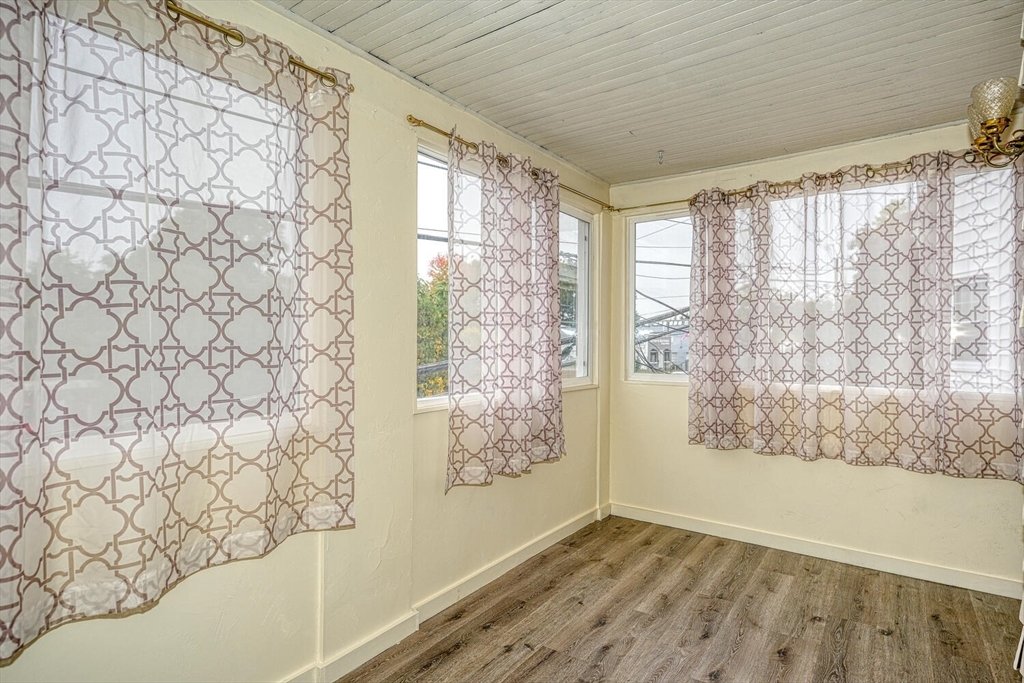 91 Arlington St, Watertown