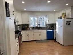 100 Lawrence St, Gardner