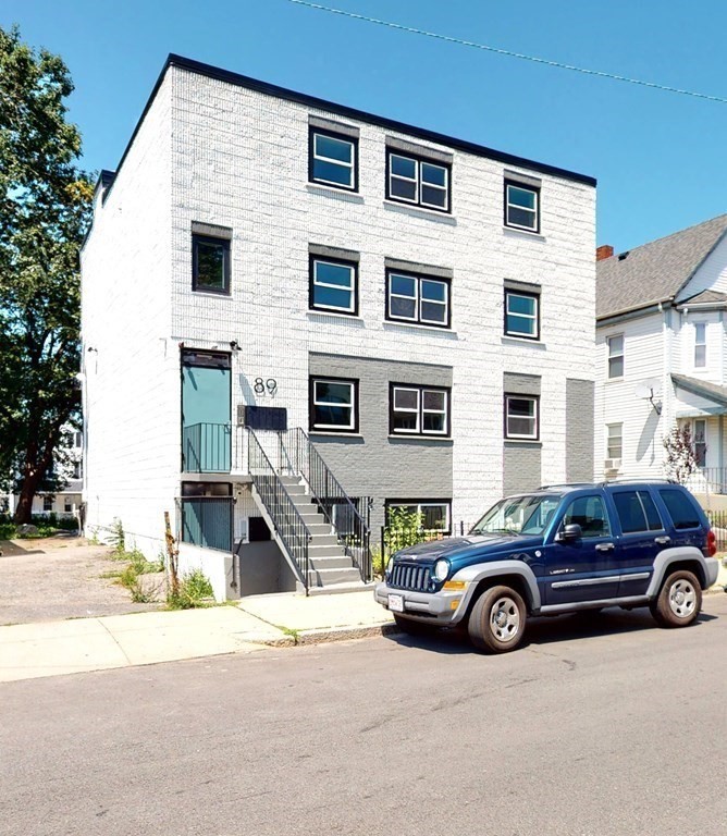 89 Woodrow Ave, Dorchester