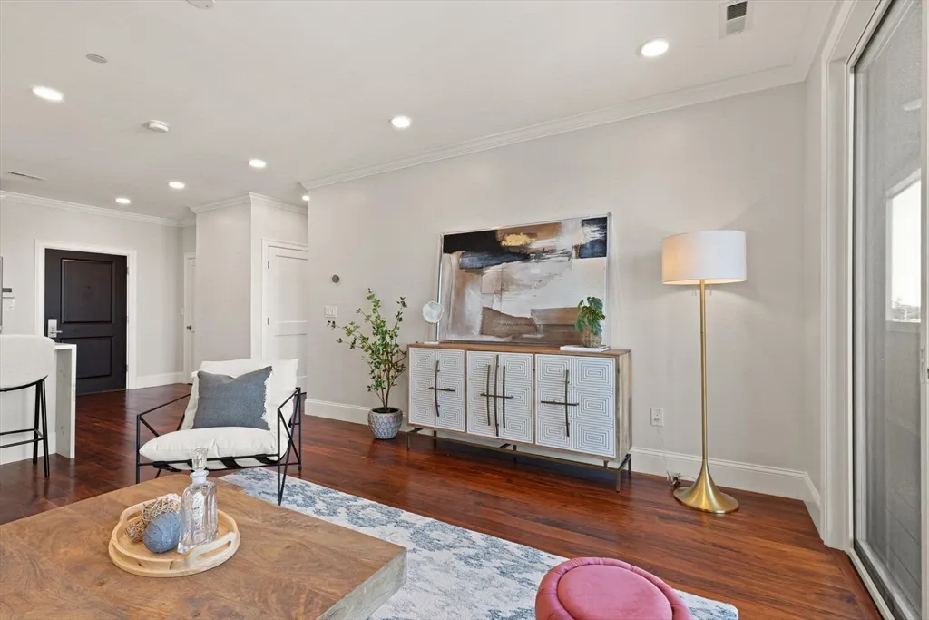 87 Medford St, Tufts University