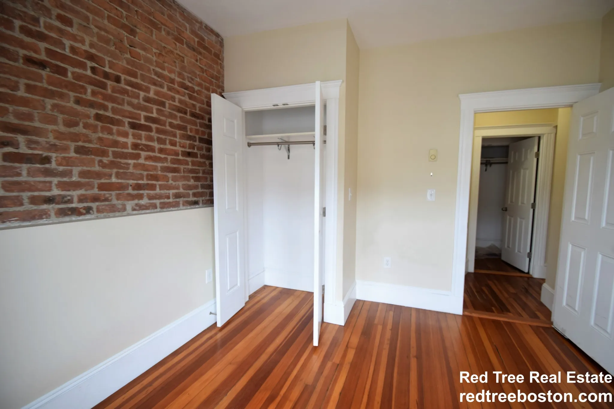 887 Huntington Ave, Mission Hill