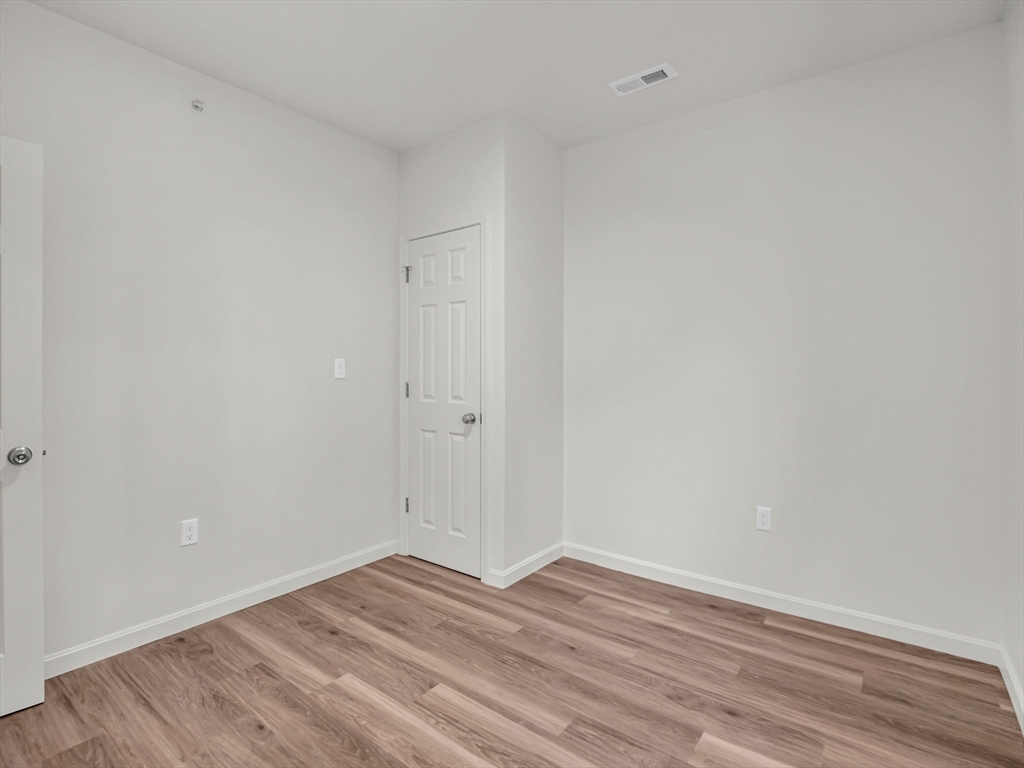 12 Alpine St, Worcester