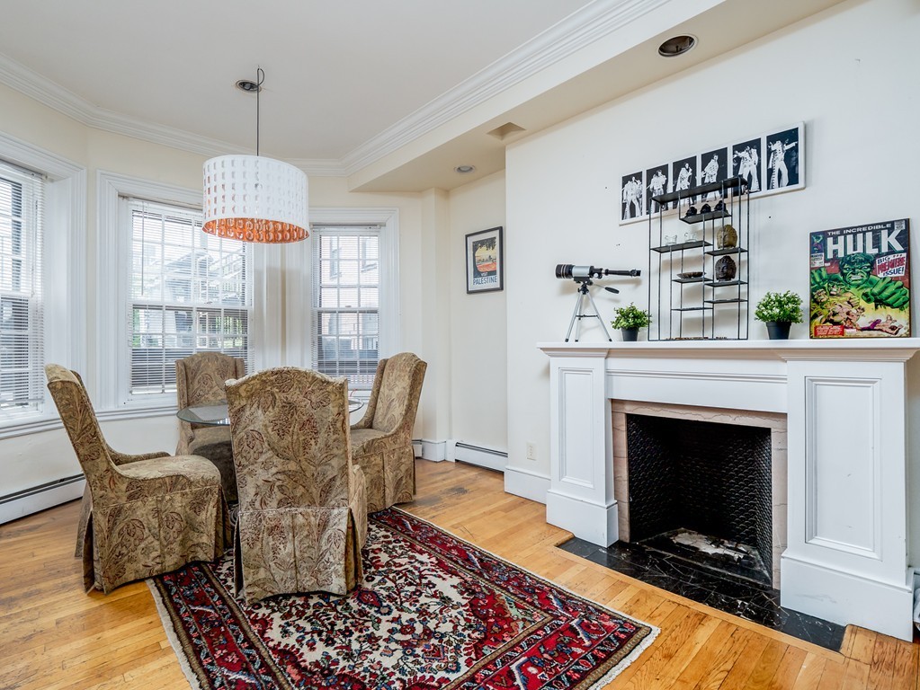 30 Gloucester St, Back Bay