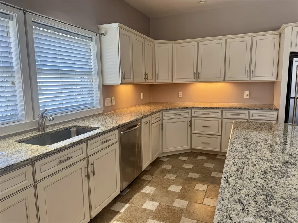 789 Mt Pleasant, Northwest